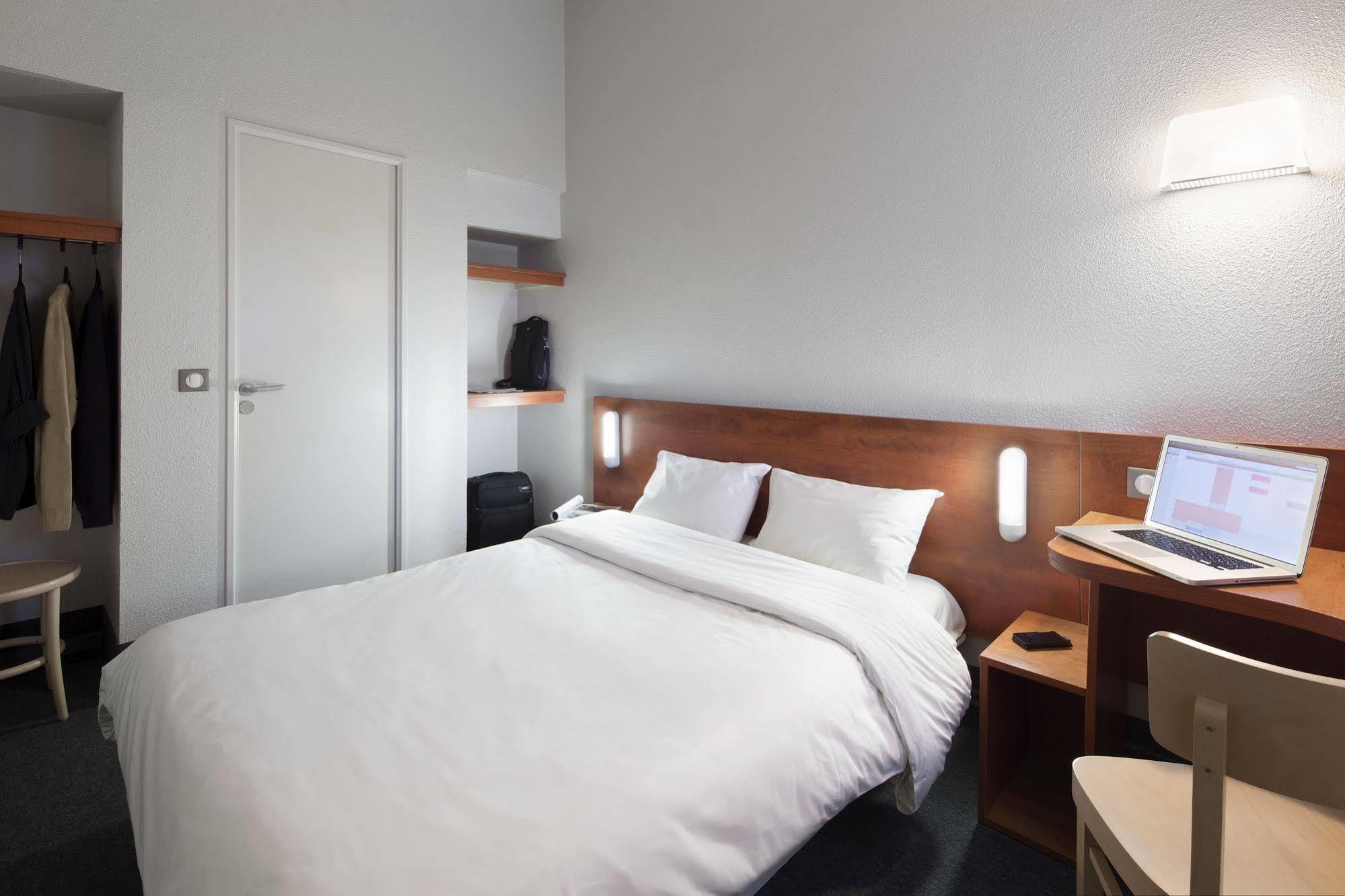 B&B Hotel Chartres Le Coudray Luaran gambar